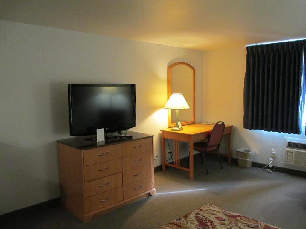 Americas Best Value Inn Billings Buitenkant foto